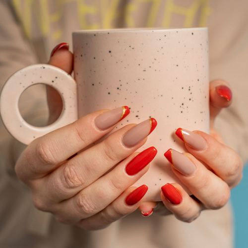 انواع خدمات ناخن Mama nails