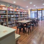 کتابفروشی و کافه کتاب چشمه استانبول | Cheshmeh Bookstore & Book Café Istanbul
